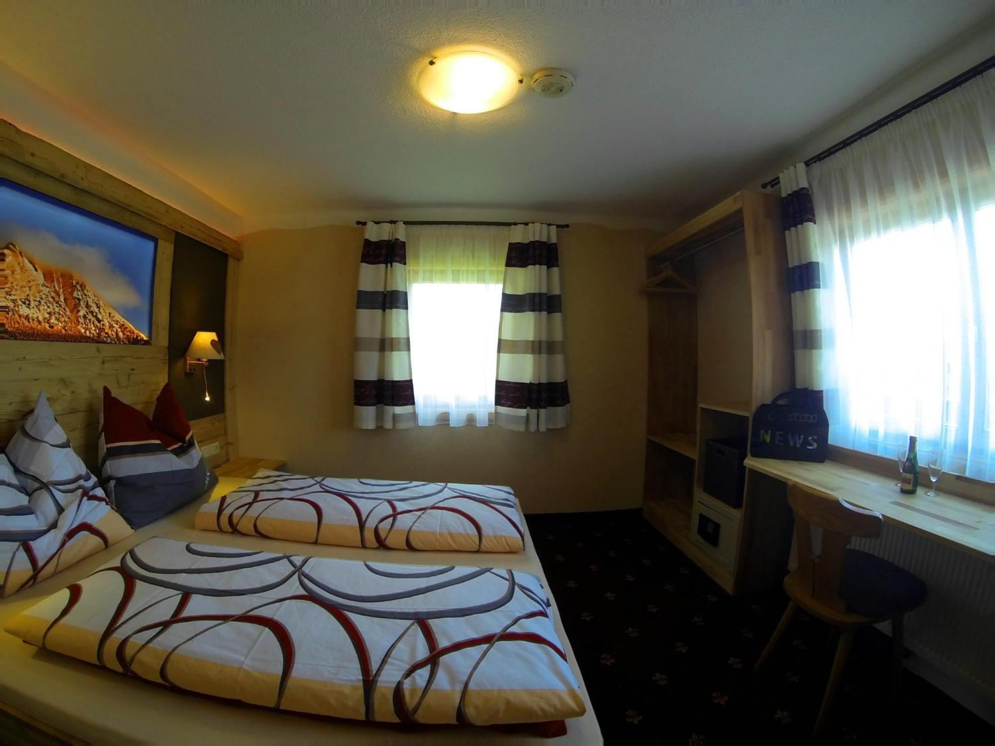 Haus Kartoner Hotel Schladming Cameră foto